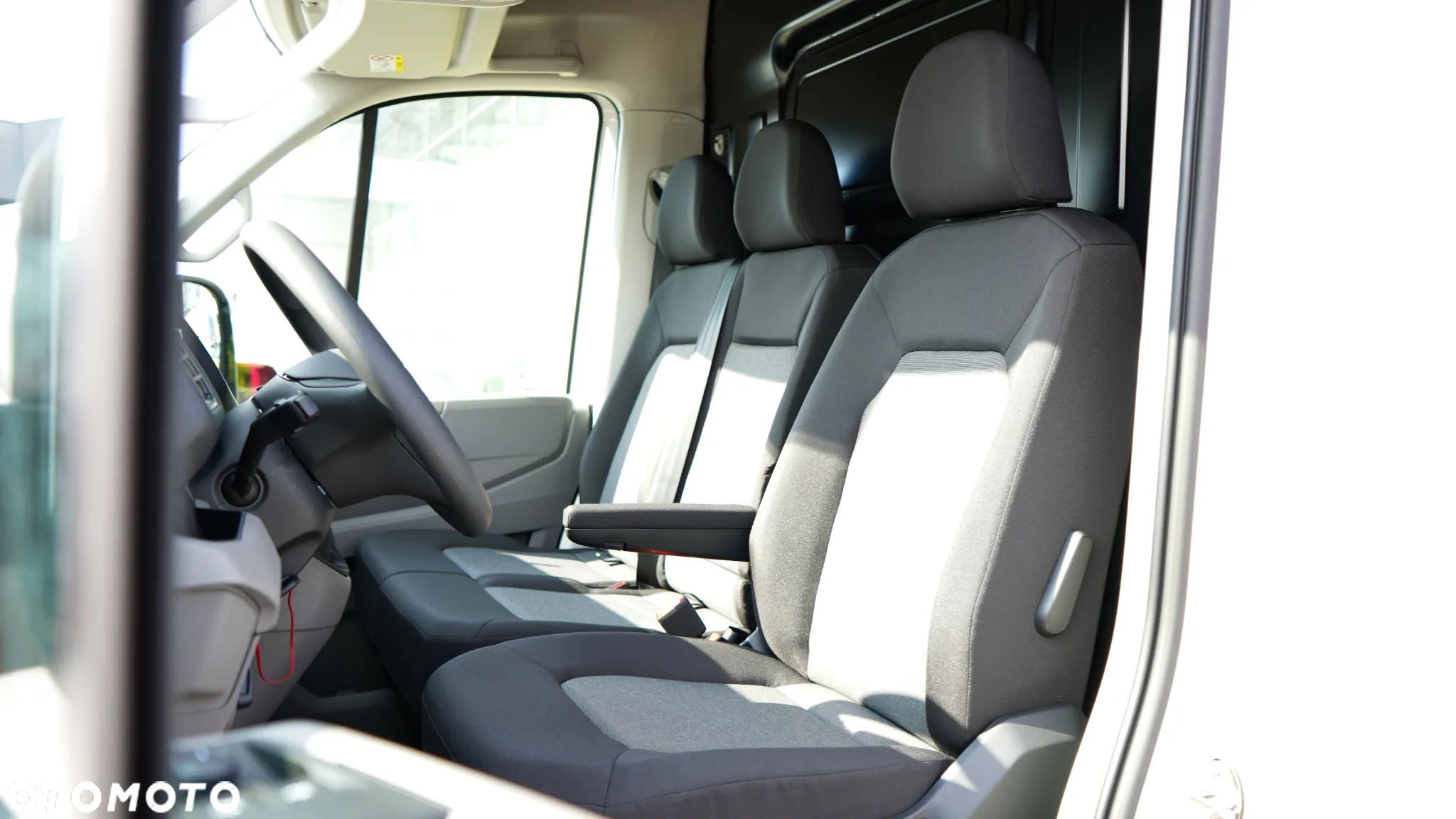 Volkswagen Crafter - 25