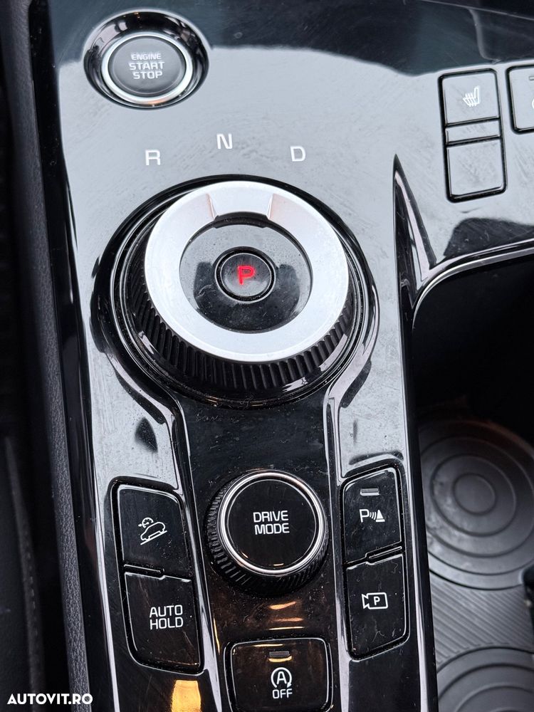 Kia Sportage 1.6 T-GDI HEV 6AT 4x2 Style - 18