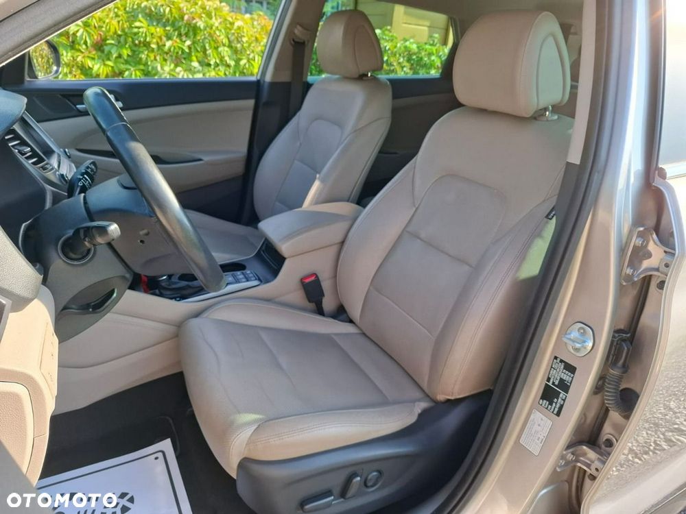 Hyundai Tucson 1.7 CRDI BlueDrive Comfort 2WD DCT - 16