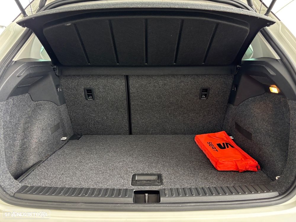 SEAT Arona 1.0 TSI Style DSG - 25