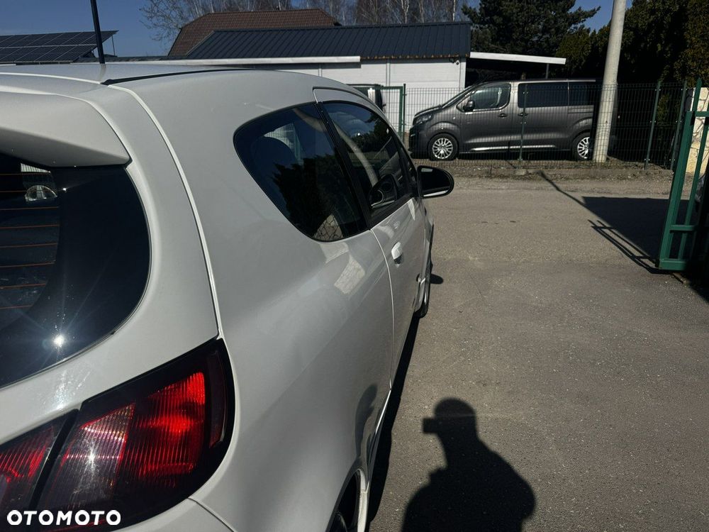 Mitsubishi Colt - 6