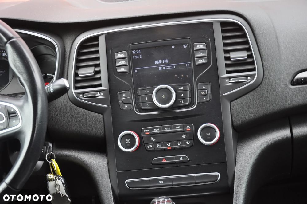 Renault Megane 1.6 SCe Life - 33