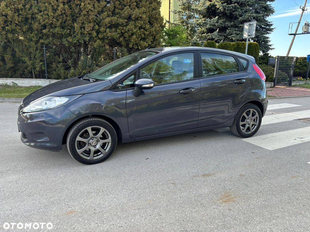 Ford Fiesta 1.25 Champions Edition - 29