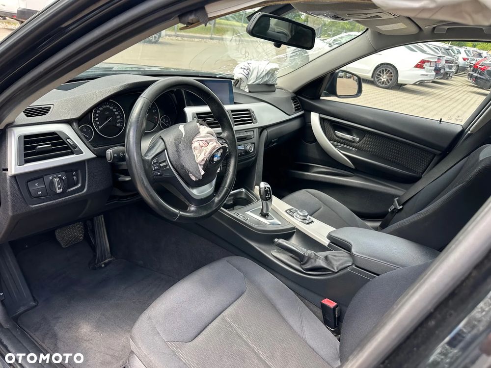 BMW Seria 3 - 12