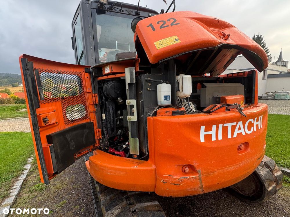 Hitachi ZX85-5 - 8