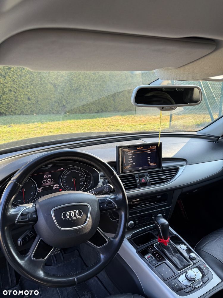 Audi A6 Avant - 10