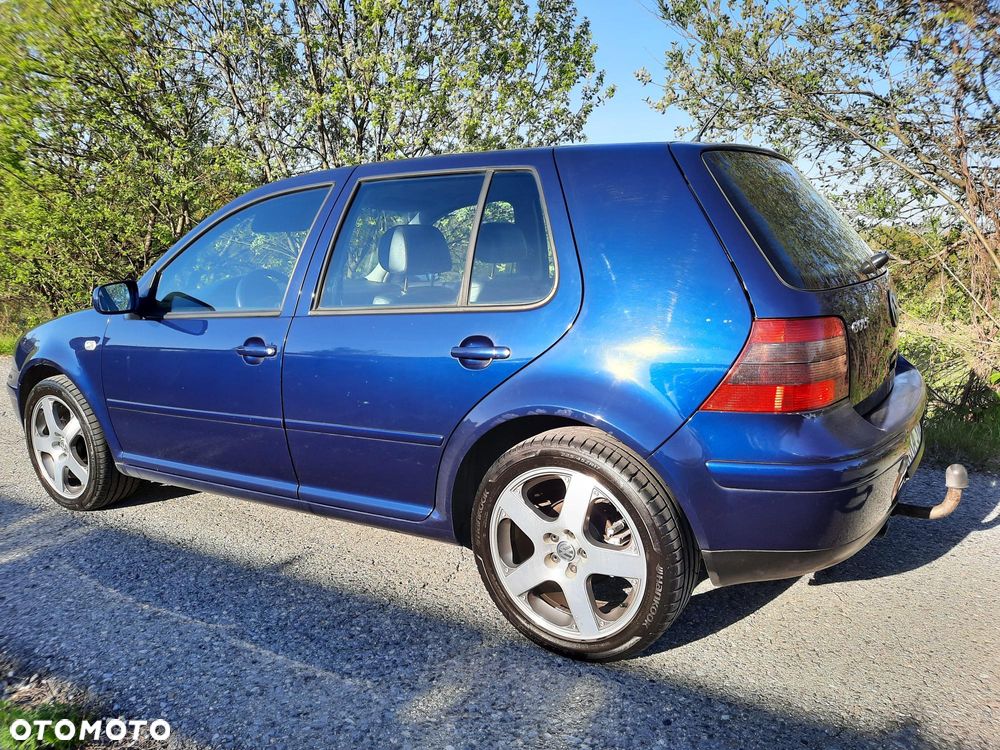 Volkswagen Golf 1.9 TDI Highline - 3