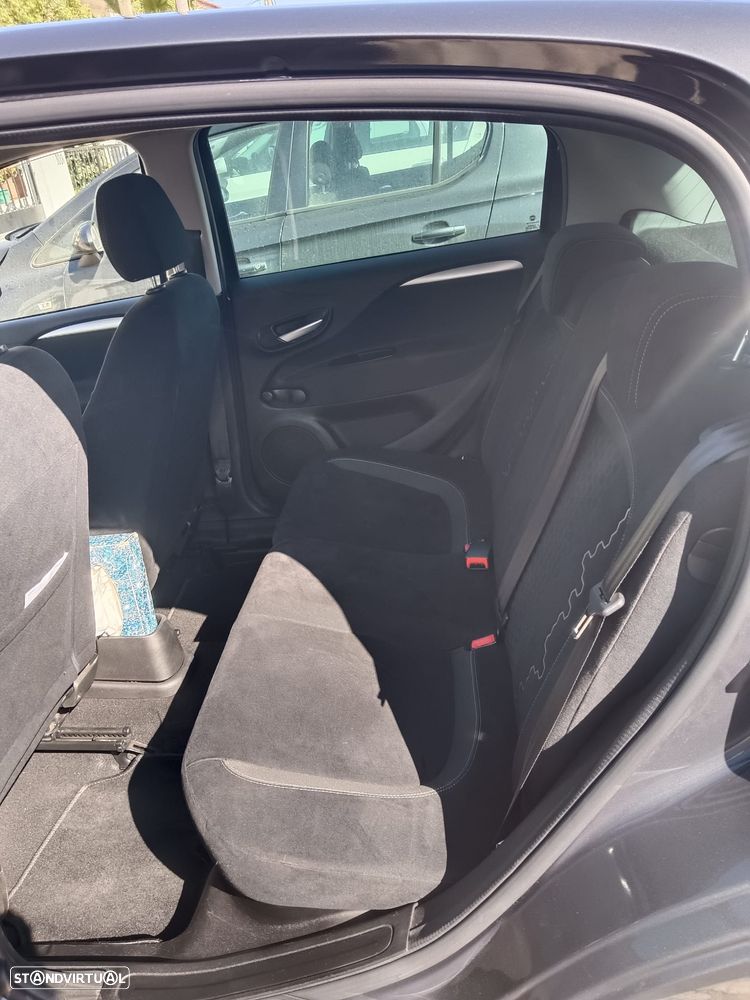 Fiat Punto 1.3 M-Jet Easy S&S - 8