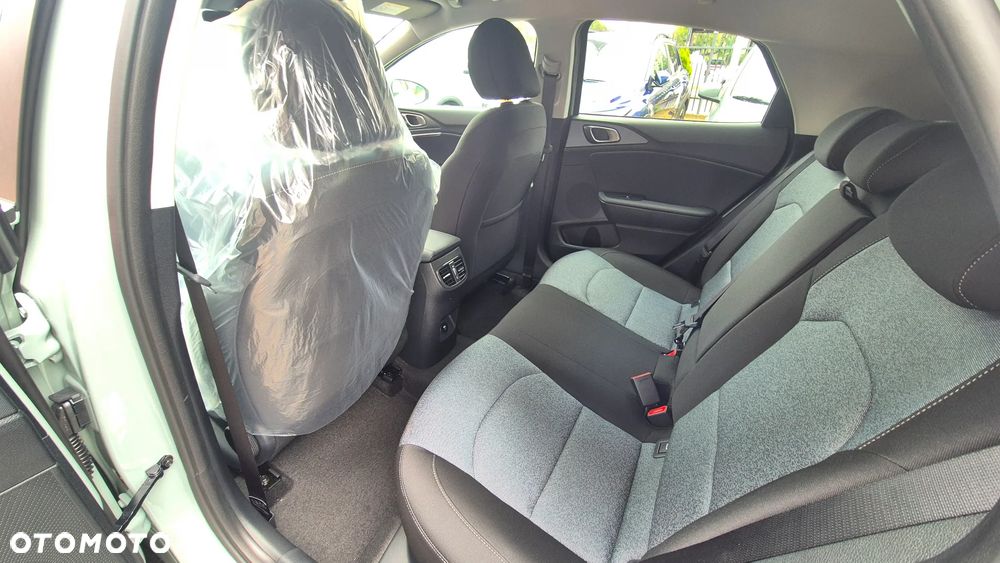 Kia XCeed 1.6 T-GDI M DCT - 16