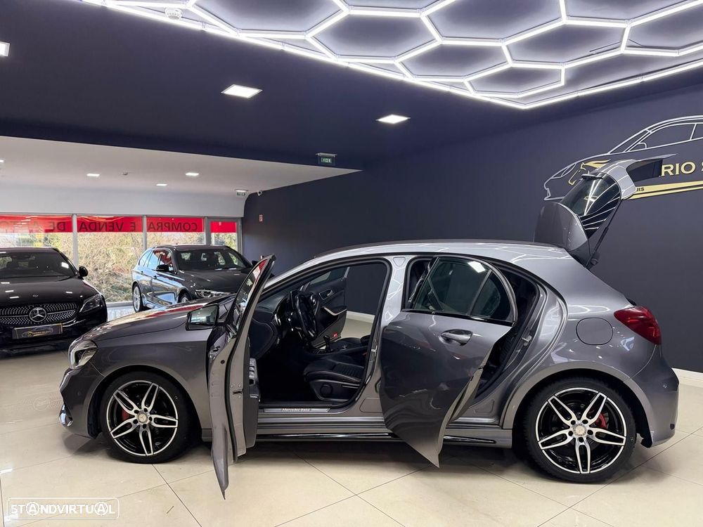 Mercedes-Benz A 180 d AMG Line - 10