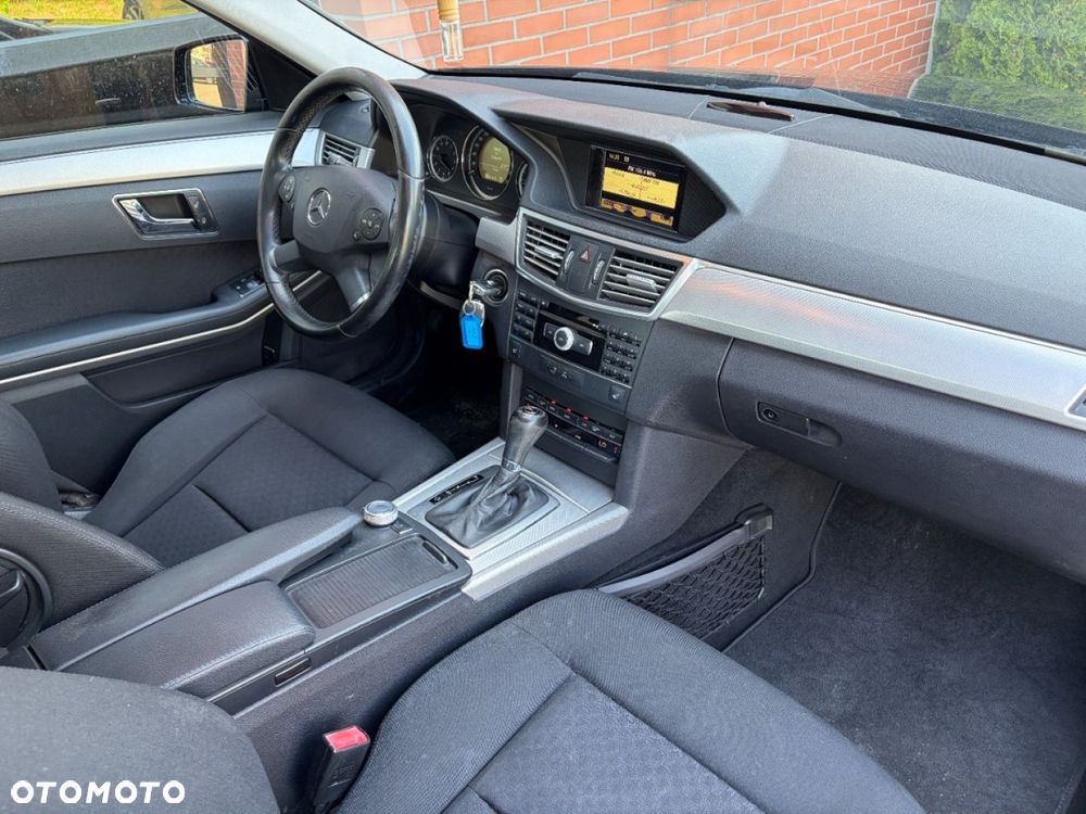 Mercedes-Benz Klasa E 200 CDI DPF BlueEFFICIENCY 7G-TRONIC - 7