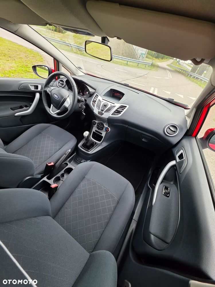 Ford Fiesta 1.25 Champions Edition - 15