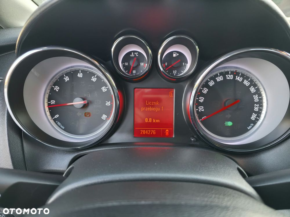 Opel Astra 1.6 Turbo Cosmo - 20