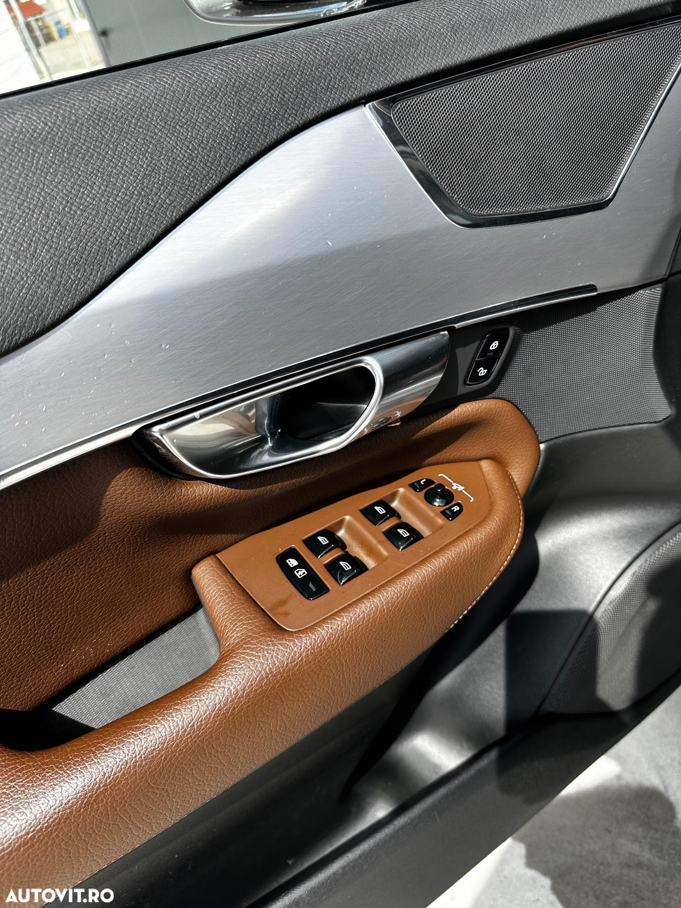 Volvo XC 90 D5 AWD Geartronic Momentum - 18