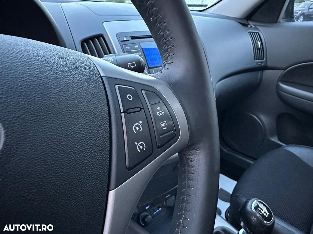 Hyundai i30 1.4 Comfort - 19
