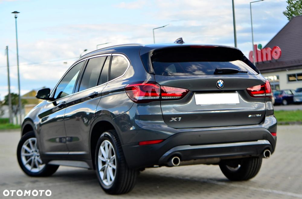 BMW X1 sDrive18d Business Edition - 8