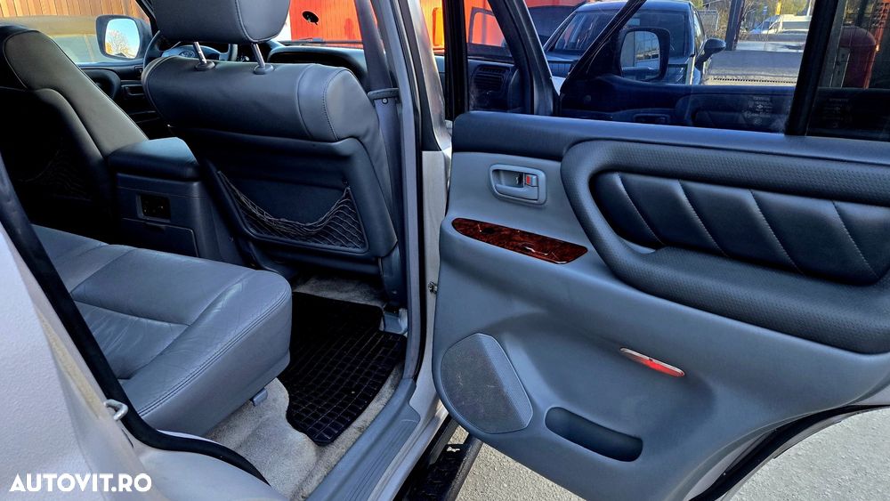 Toyota Land Cruiser 90 TD4-D L. Aut - 12