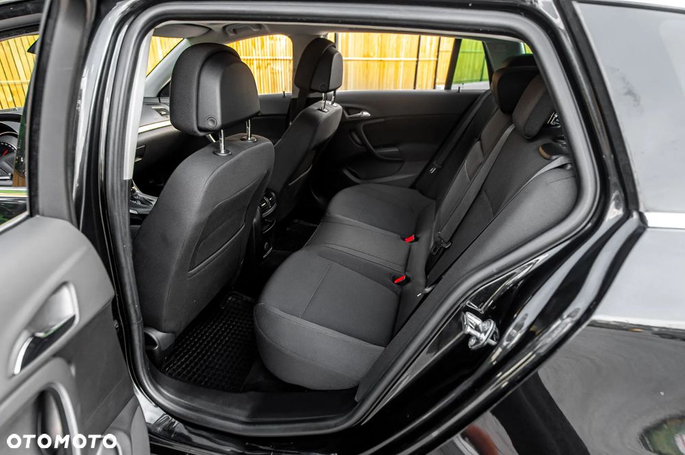 Opel Insignia 2.0 T Edition 4x4 - 37