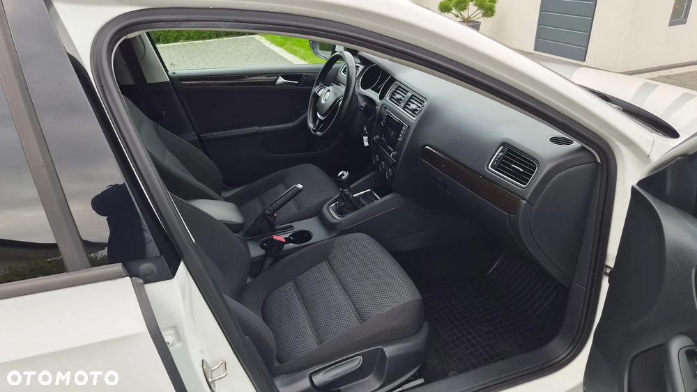 Volkswagen Jetta 2.0 TDI DPF BMT Comfortline - 8