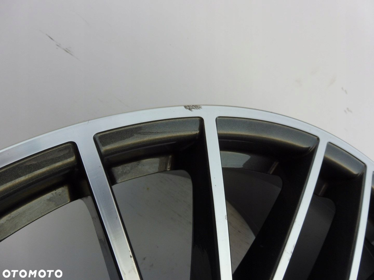 Felga aluminiowa Porsche Cayenne 9Y3 - 3