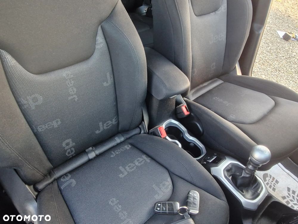 Jeep Renegade 1.4 MultiAir Longitude - 17