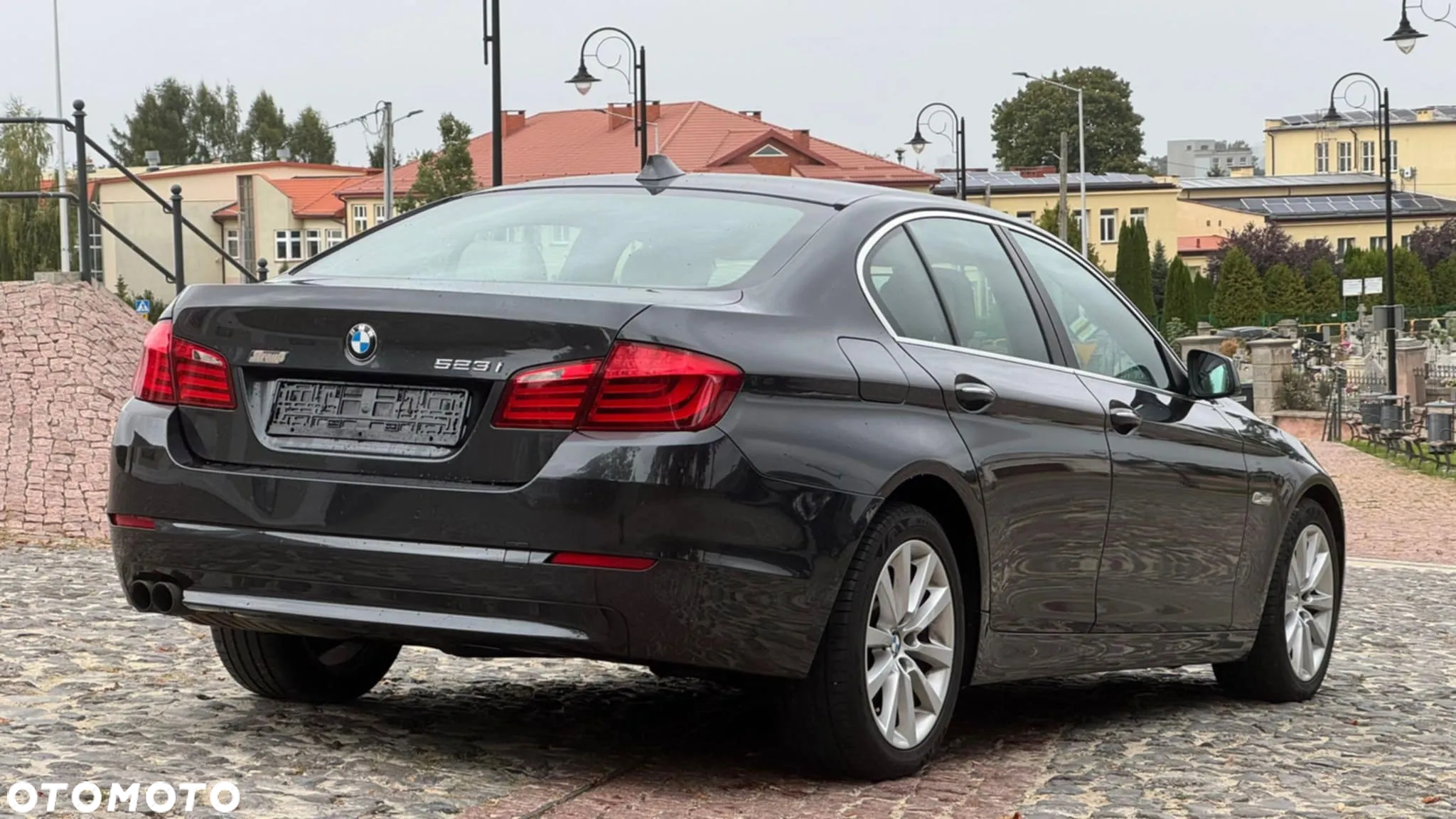 BMW Seria 5 523i Touring - 24