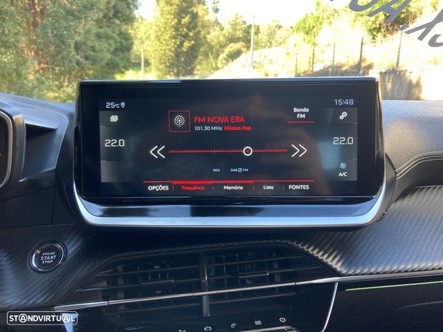 Peugeot 2008 1.5 BlueHDi GT EAT8 - 26