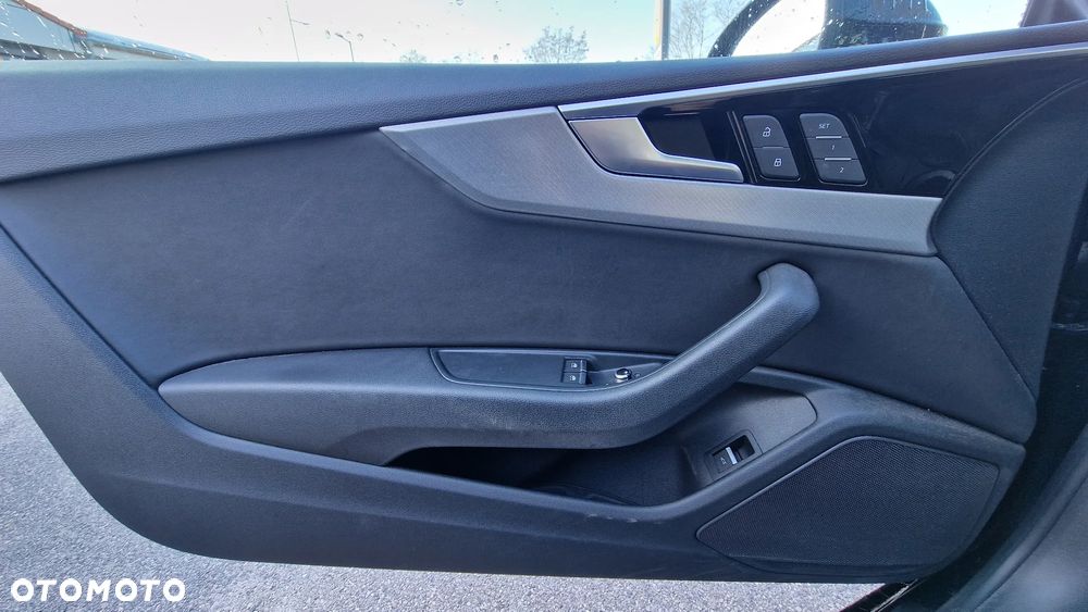 Audi A5 Coupé 2.0 TFSI quattro S tronic - 11