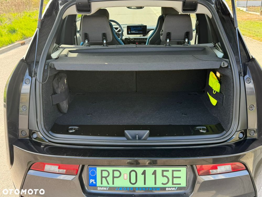 BMW i3 (60 Ah) - 13