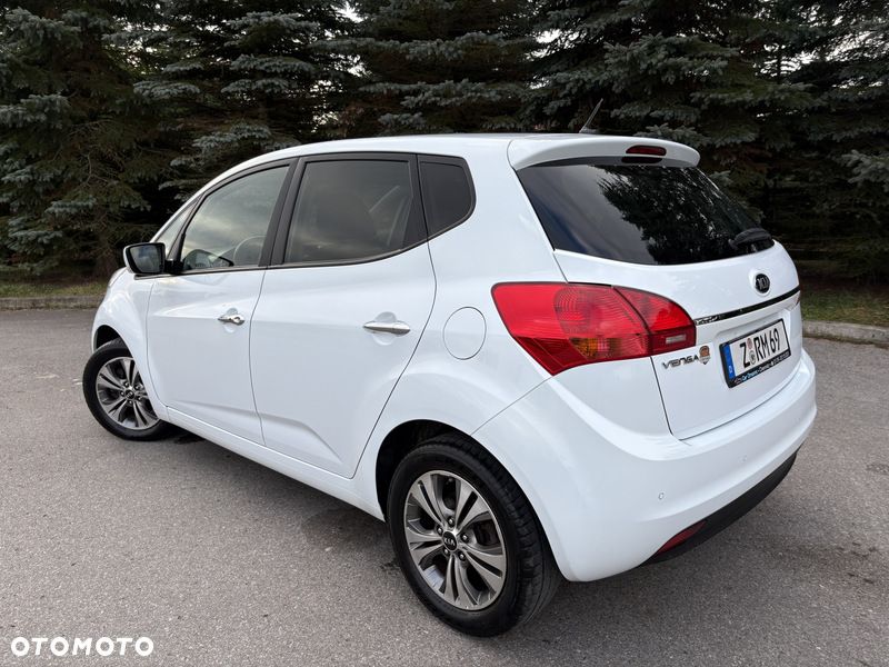 Kia Venga 1.4 CVVT ISG Dream Team Edition - 4
