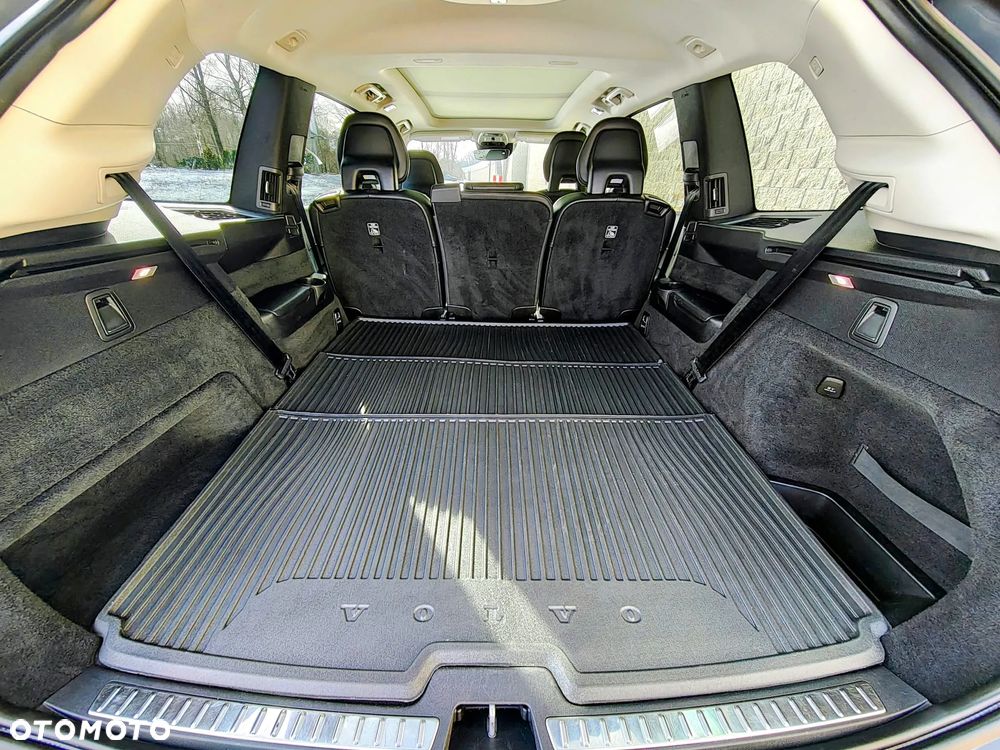 Volvo XC 90 T5 AWD Geartronic Momentum - 16