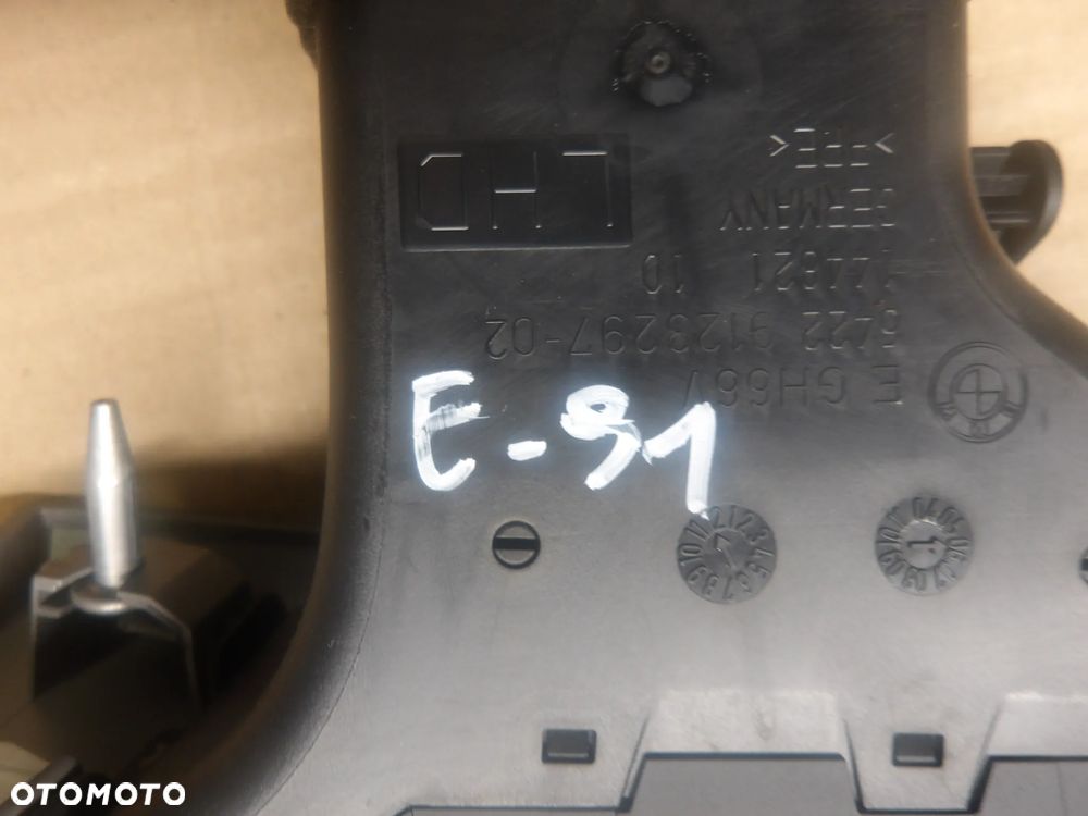 BMW E91 KOMBI 2.0D KRATKA NAWIEWU LEWA PRZEDNIA 9123297 - 3