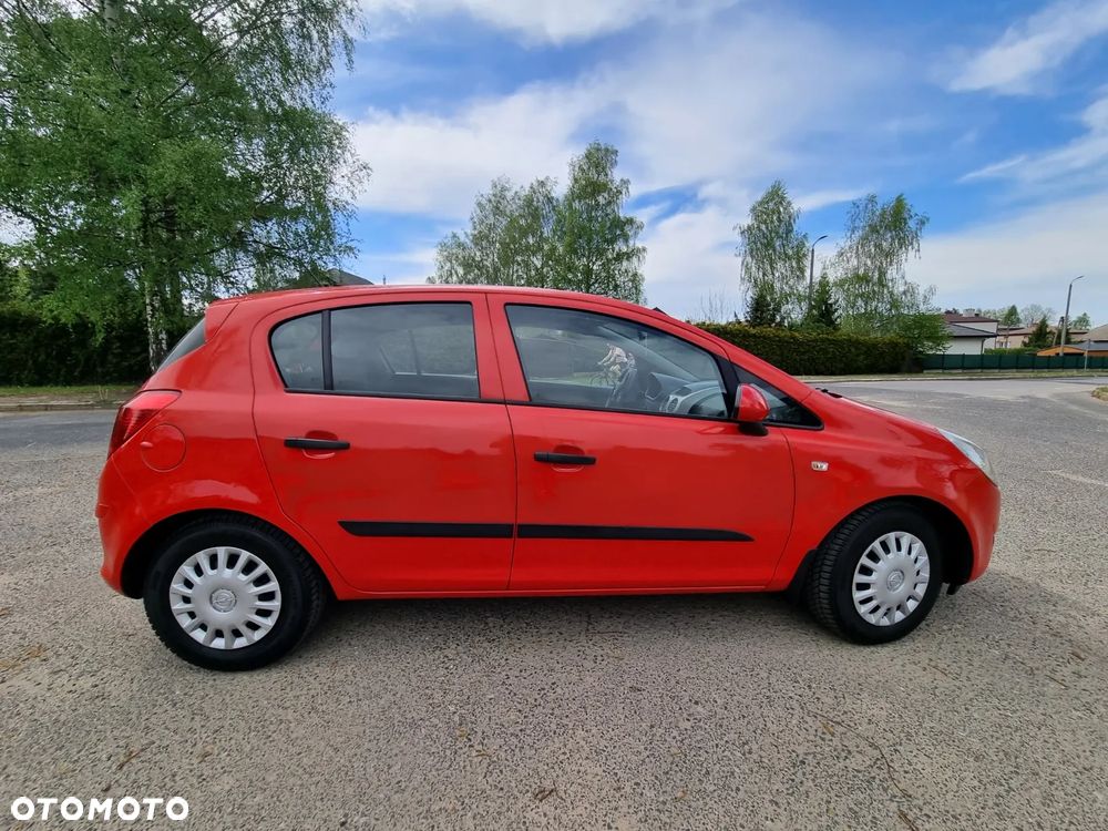 Opel Corsa 1.2 16V Essentia - 13