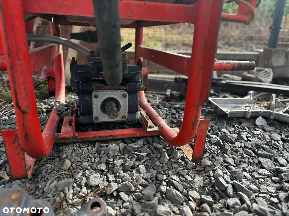 Opryskiwacz 10m szer. 400l - 3