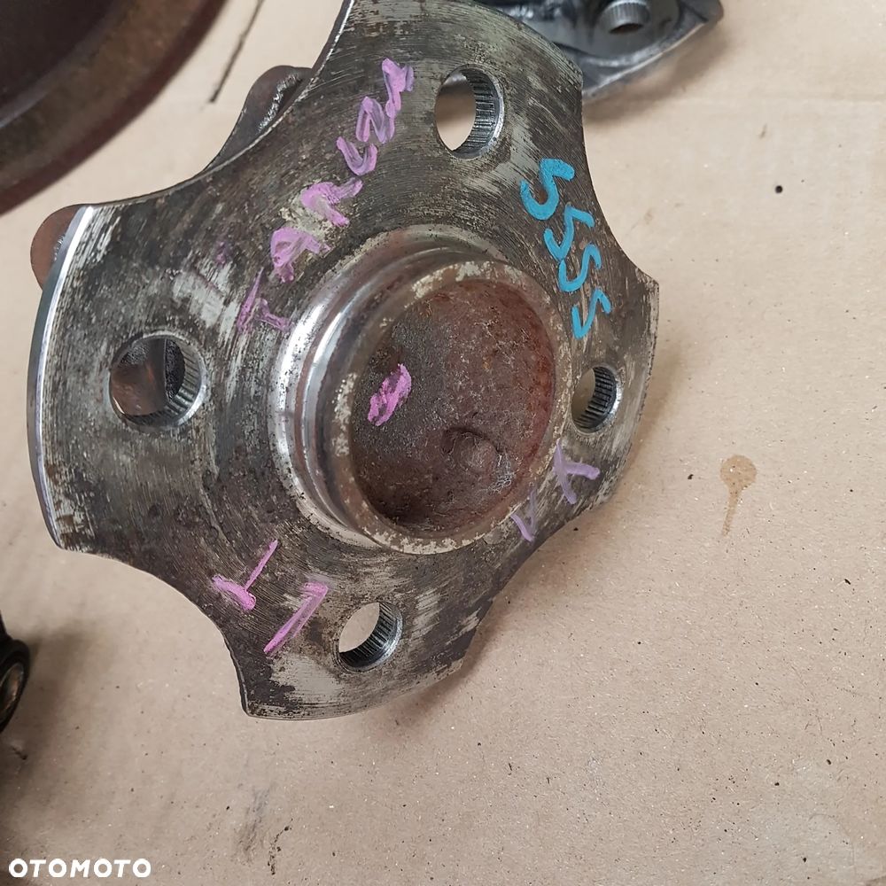 piasta abs czop bęben tarcza kotwiczna osłona błotna tył zawieszenie yaris 06-20r - 23