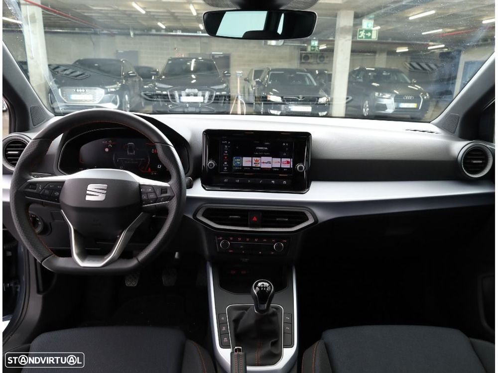 SEAT Arona 1.0 TSI FR - 27