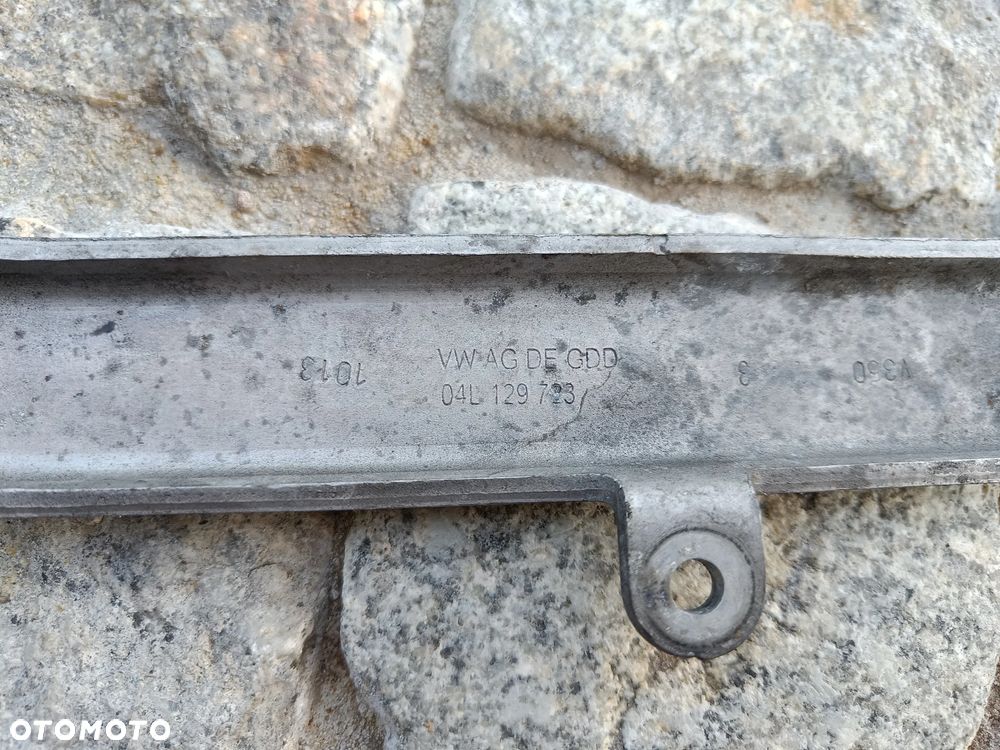 Wspornik kolektora ssącego 1.6 2.0 TDI Skoda Octavia 3 Seat Leon Audi A3 VW Golf 04L129723 - 2