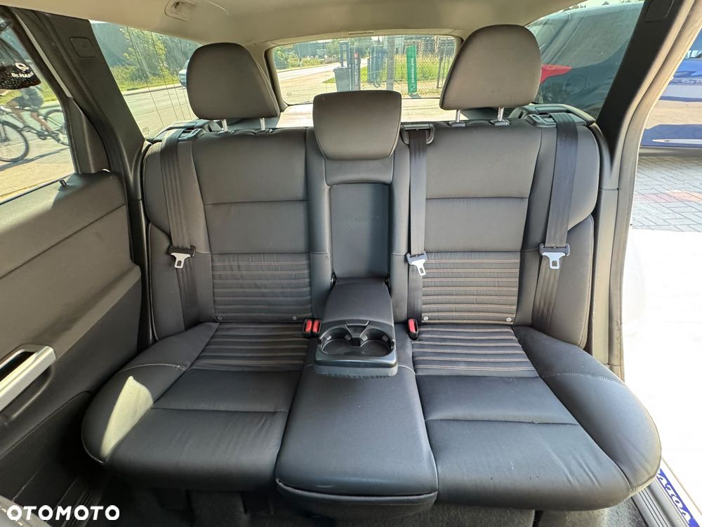 Volvo V50 D3 Momentum - 19