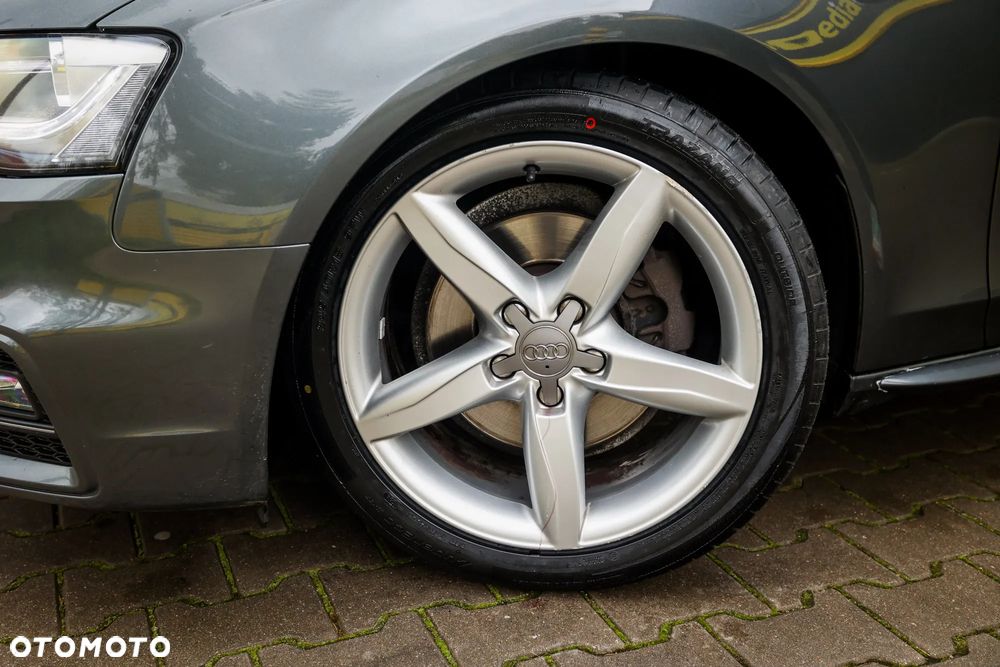 Audi A4 2.0 TDI DPF S line Sportpaket - 4