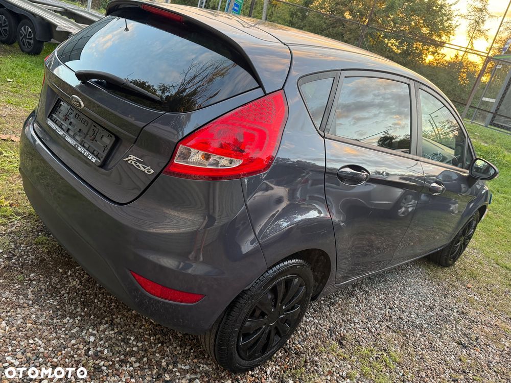 Ford Fiesta - 4