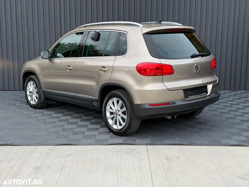 Volkswagen Tiguan - 4