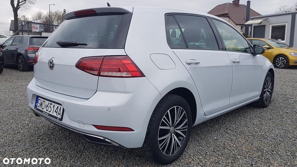 Volkswagen Golf 1.6 TDI BMT Comfortline - 5