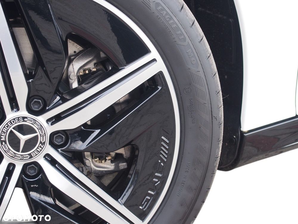 Mercedes-Benz CLA - 11