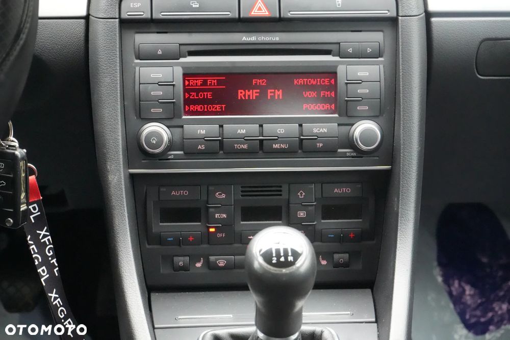 Audi A4 Limousine - 17