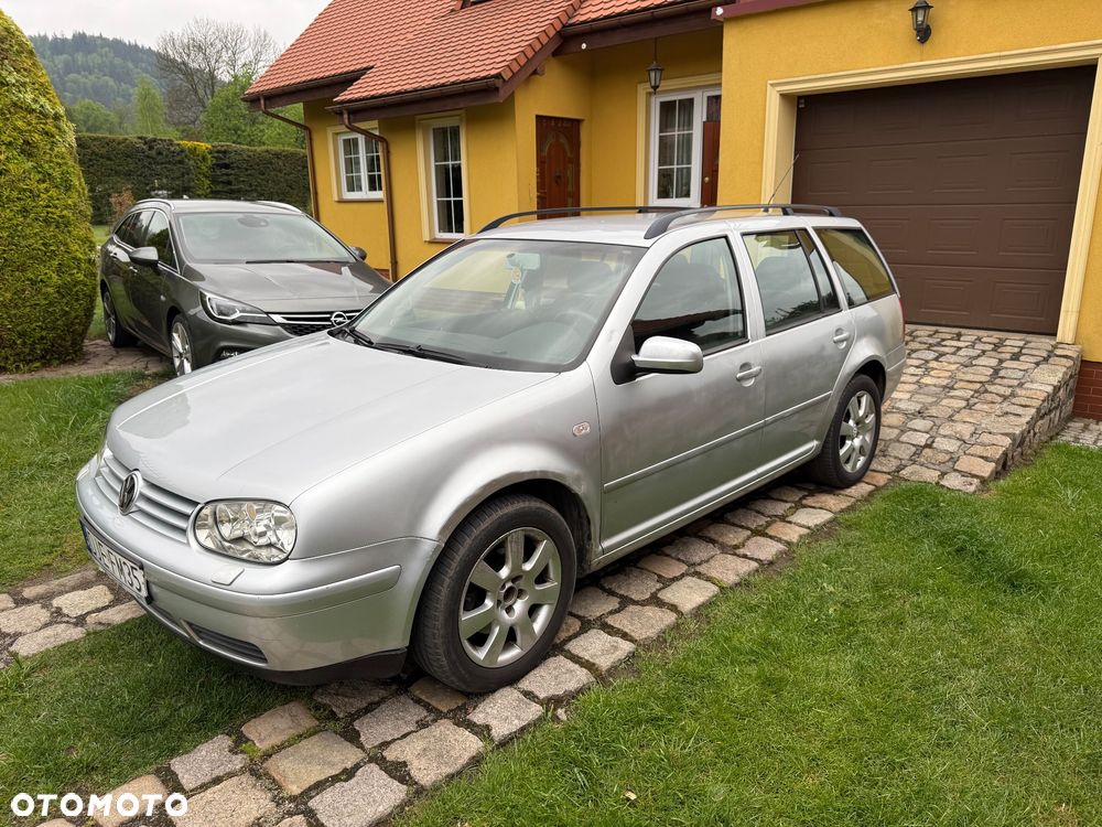 Volkswagen Golf - 2