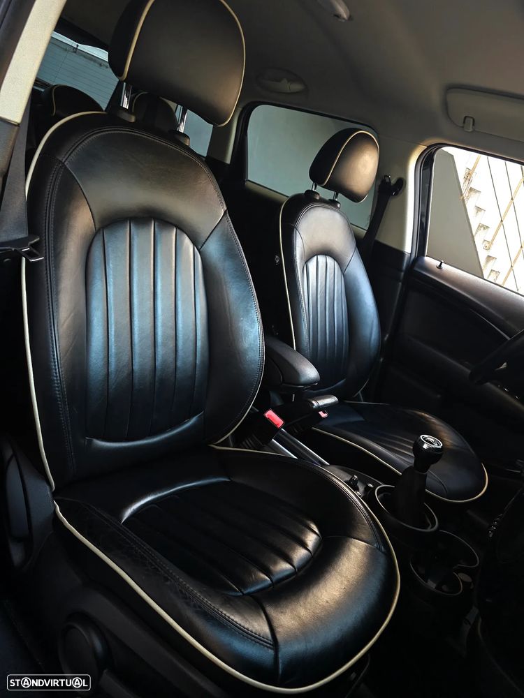 MINI Countryman Cooper SD ALL4 - 44