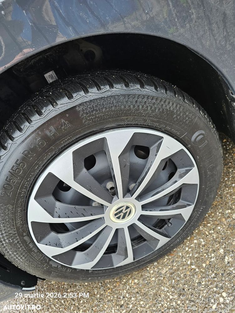 Volkswagen Golf 2.0 TDI SCR Life - 9