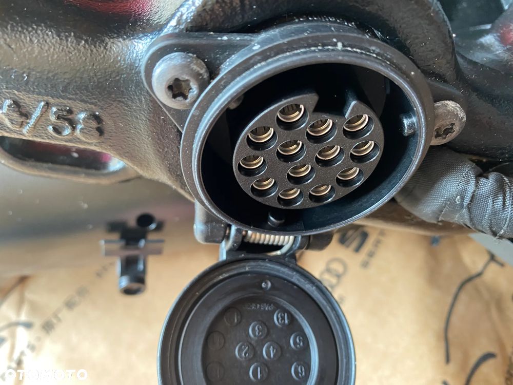 Hak holowniczy elektryczny AUDI Q3 83A oryginał 2025 nieużywany 83A800495A - 8