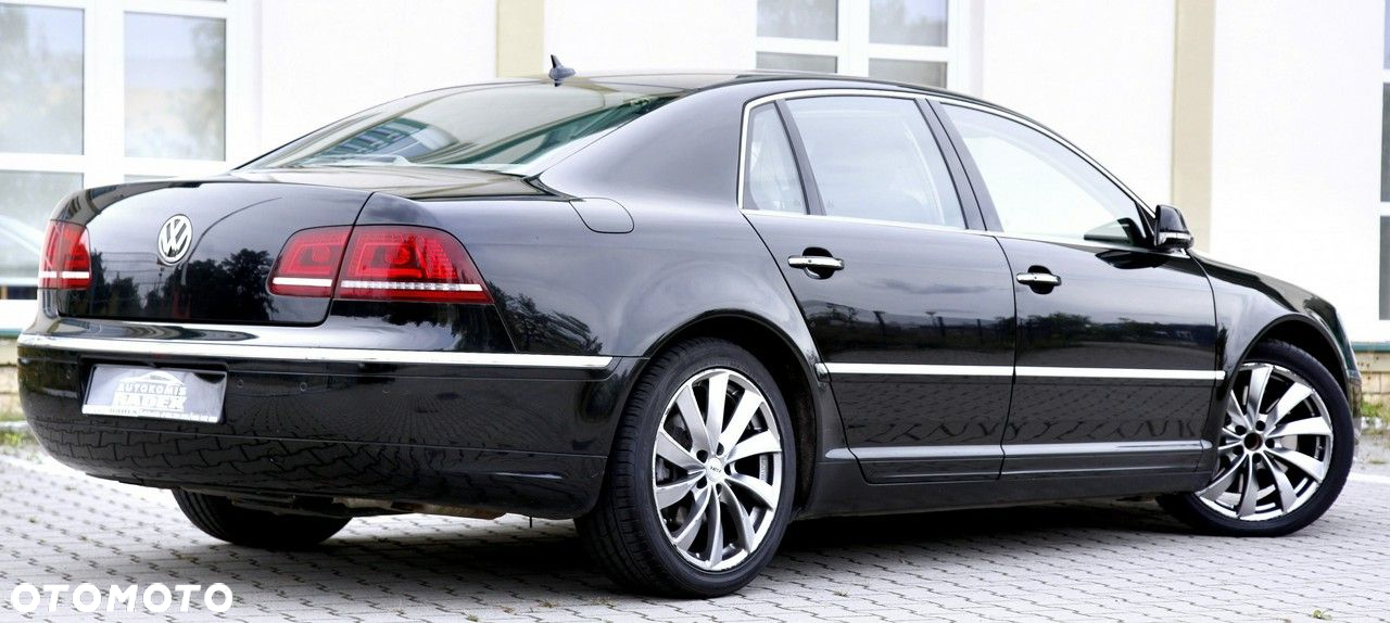 Volkswagen Phaeton - 5