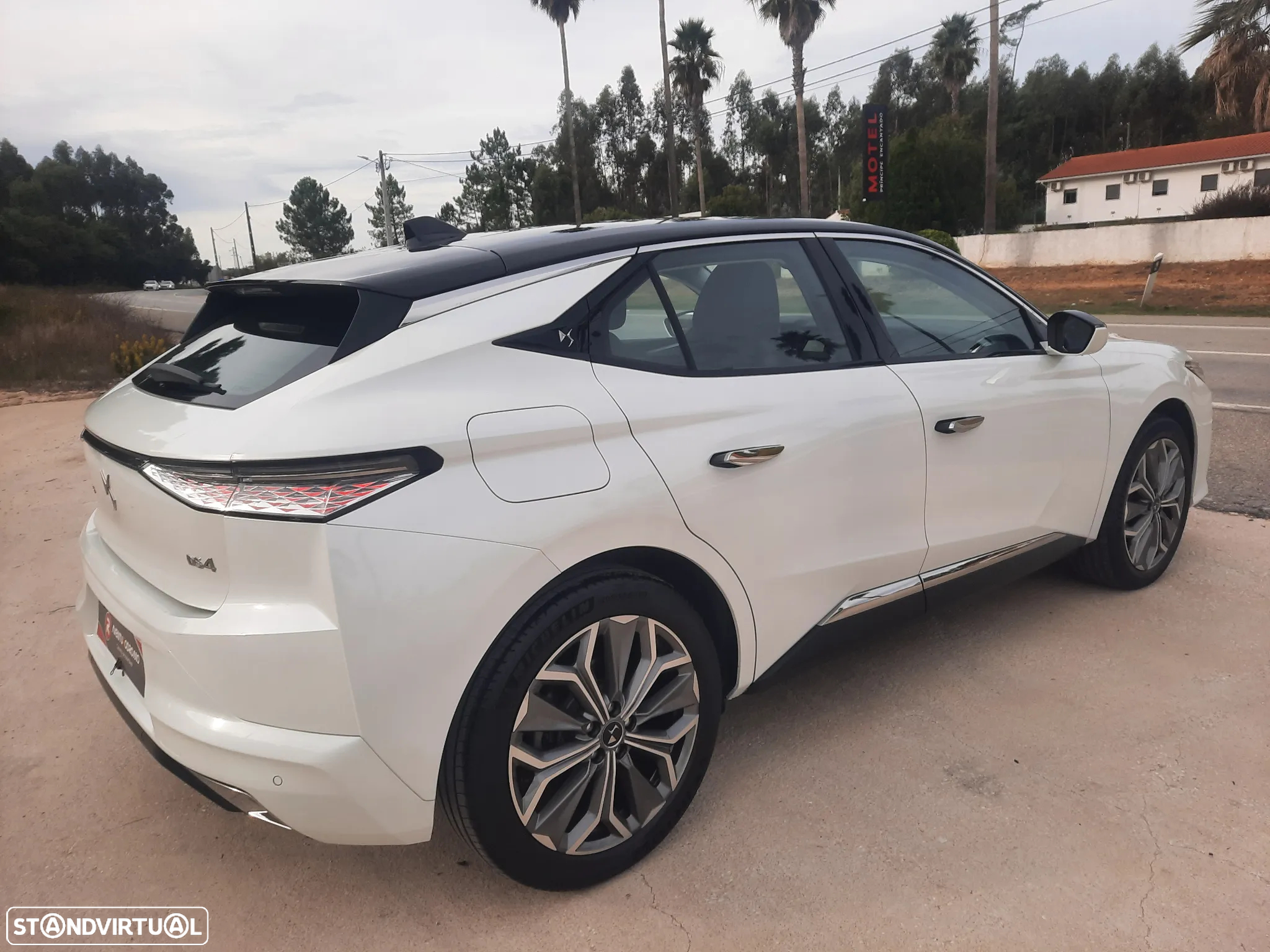 DS DS4 E-Tense Performance Line EAT8 - 22